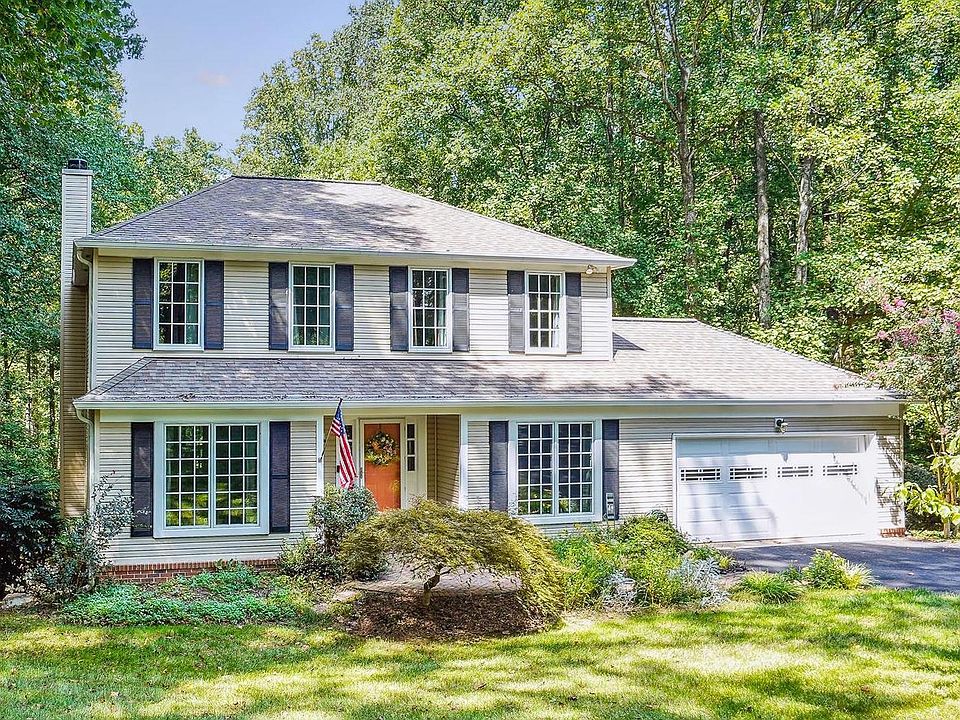1st image of 1090 Loran Ct