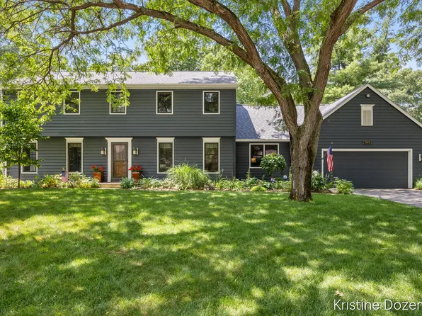 7679 Candlewood Dr SE, Ada, MI 49301