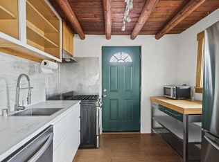 1994 Vereda De San Antonio, Santa Fe, NM 87507