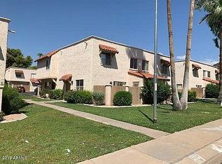 1218 E Lawrence Ln, Phoenix, AZ 85020