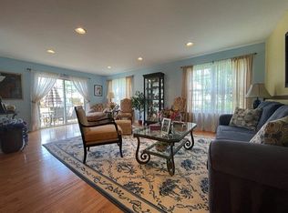 16 Rozalyn Ln, Laurence Harbor, NJ 08879