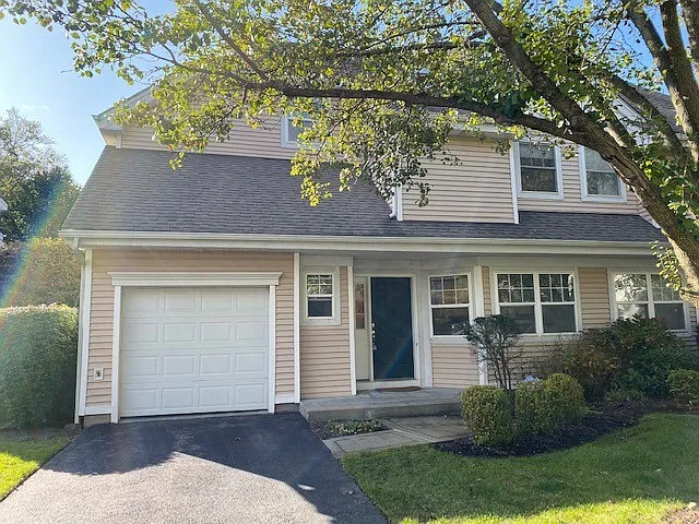 51 Winding Ridge Rd