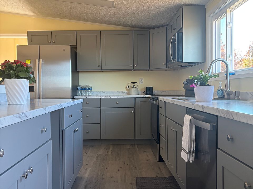 2nd image of 22098 Highland Rd #22098