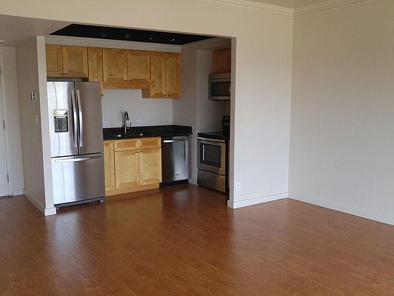 3rd image of 4750 N Central Ave #10KK
