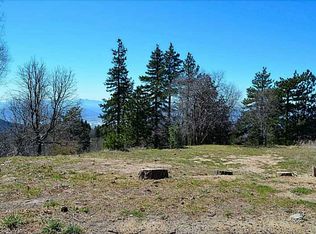 30049 Magic Dr, Running Springs, CA 92382