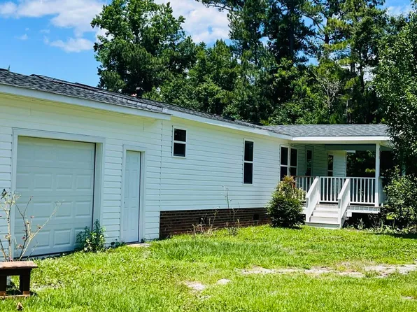 3201 Oakley Circle, Castle Hayne, NC 28429