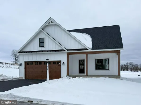 219 Parkside Pl #36, Lancaster, PA 17602