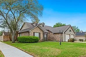 3103 Lazy Brook Dr — Photo 2