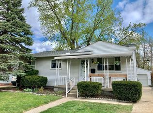 1326 Fall River Rd, Ypsilanti, MI 48198