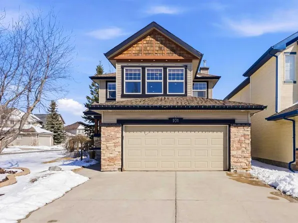 101 W Cougarstone Mnr SW, Calgary, AB T3H 5N5