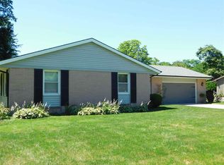 1821 Crabtree Ln, Elkhart, IN 46514