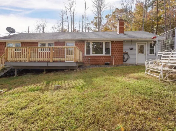 1123 Butte Ln, Vinton, VA 24179