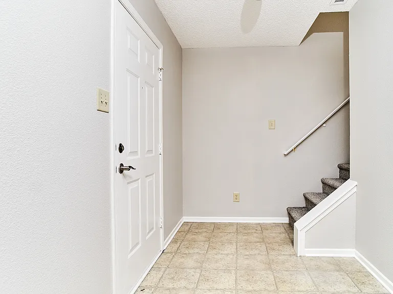 14169 Clapboard Dr — Photo 3