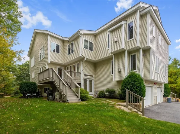 102 Old Bridge Ln Unit 102, Bellingham, MA 02019