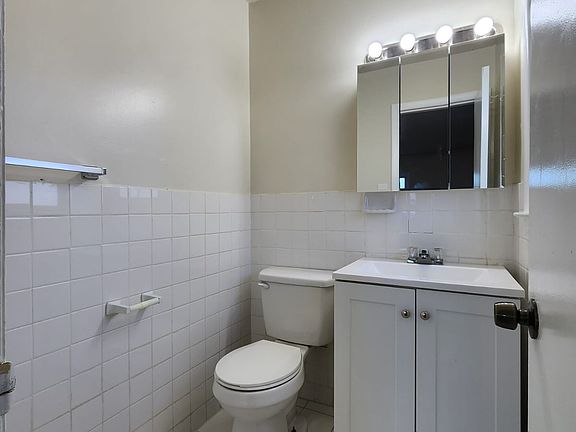 2nd image of 4712 Kirkdale Dr