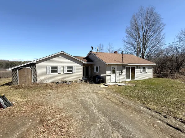 15 Alder Park Road, China, ME 04358