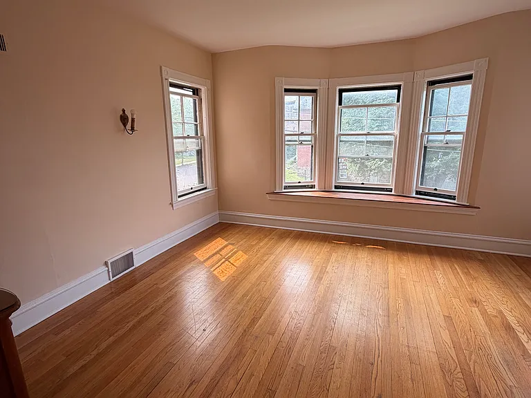 59 N Prospect St #61-2 — Photo 8