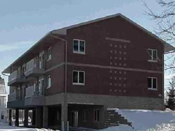 2310 College St, Cedar Falls, IA 50613