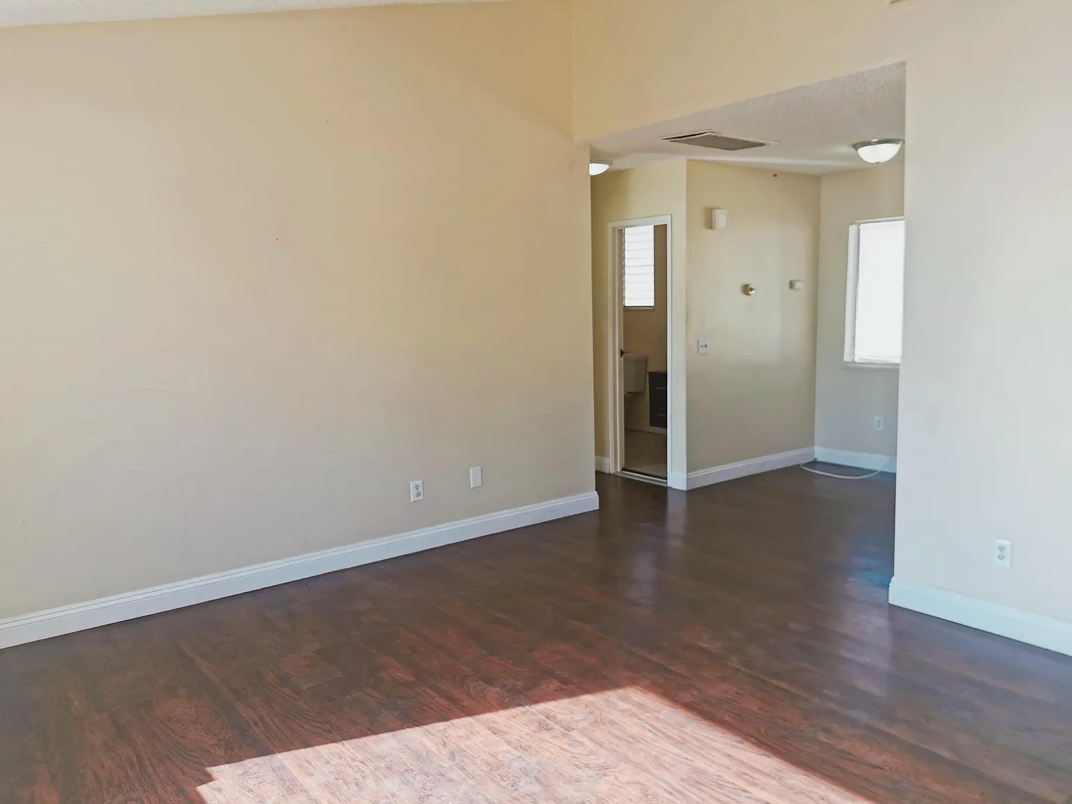 1 bed, 644 sqft, $1,500 — Photo 3