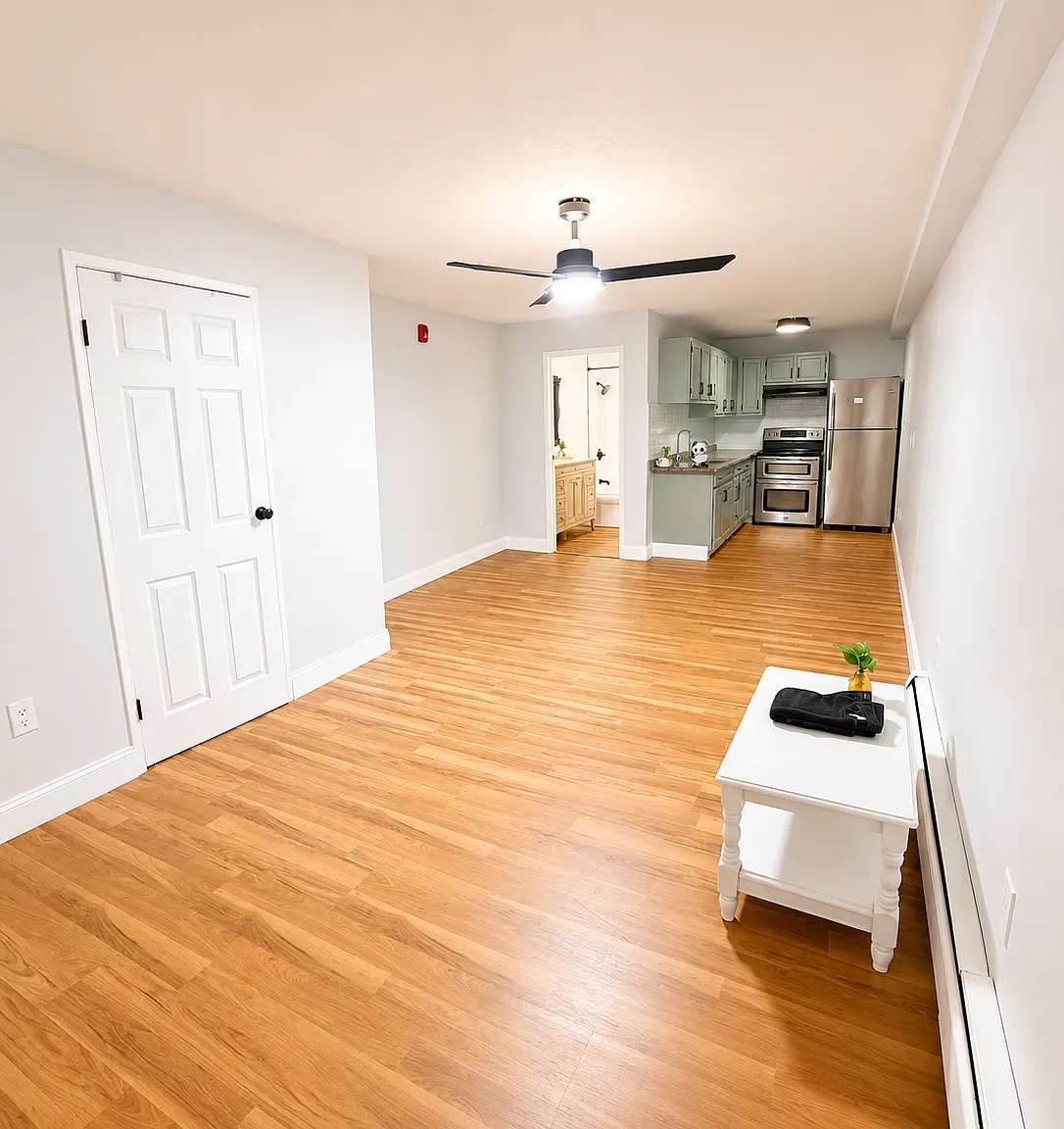 Studio, $1,595 — Photo 1