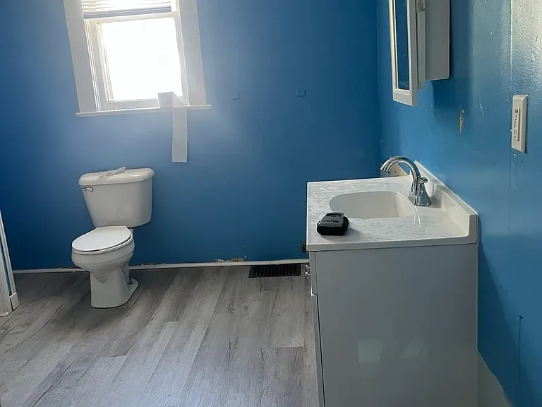 644 N Howard St #1 — Photo 10