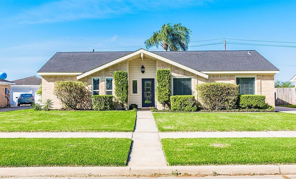 1st image of 15410 Diana Ln