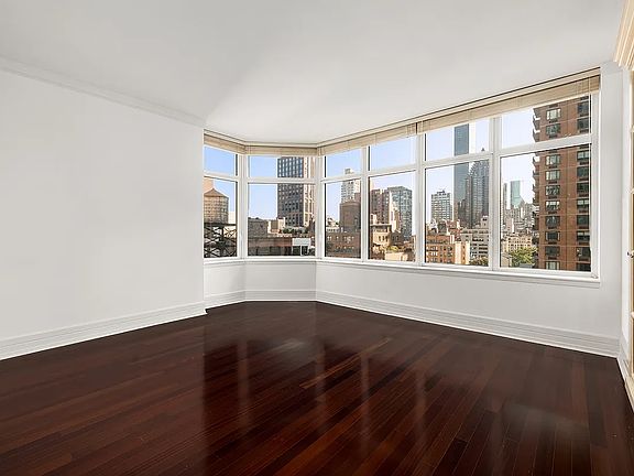 5th image of 300 E 55th St APT 10A