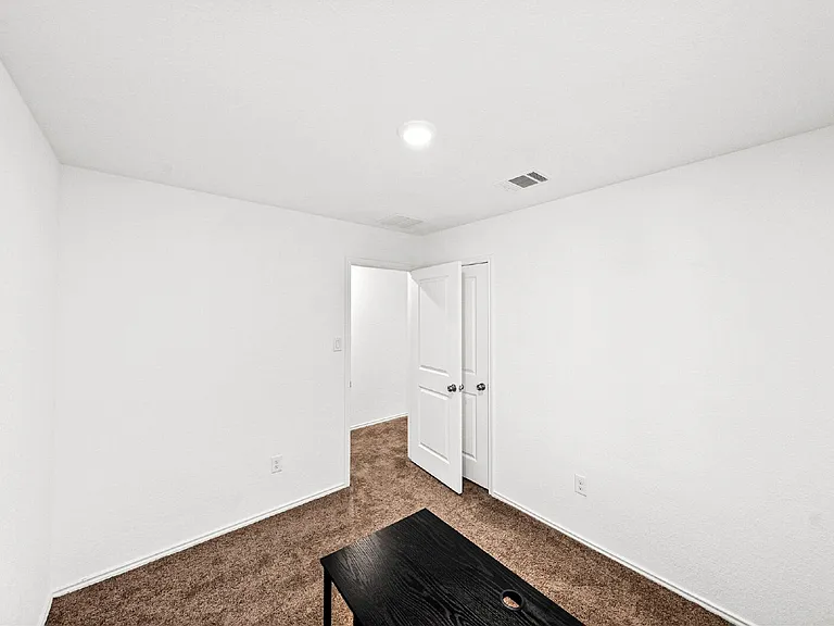 7634 Chancery Gate — Photo 20