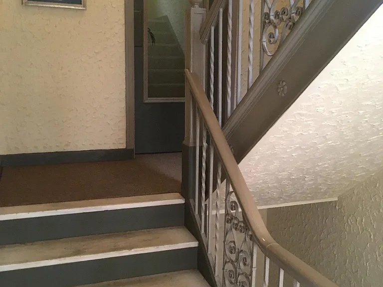 42 Academy Ave — Photo 6