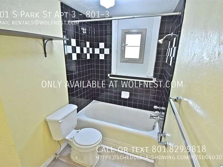 801 S Park St #3 — Photo 12