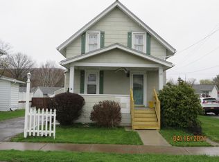 717 Elm St, Endicott, NY 13760