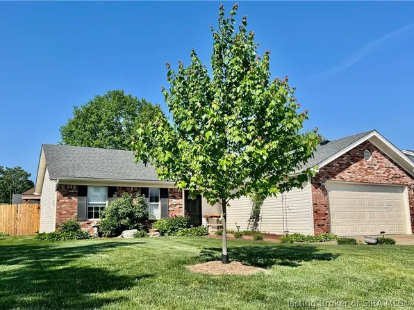 422 Old Creek Lane, Jeffersonville, IN 47130