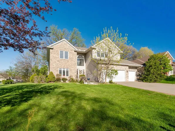 9128 W 137th St, Savage, MN 55378