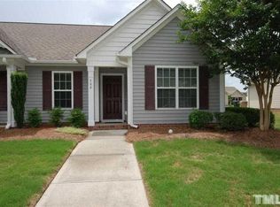 566 Winding Wood Dr, Clayton, NC 27520
