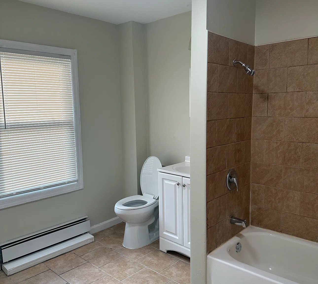2 bed, $1,800 — Photo 4