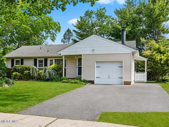 90 Oak Hill Drive, Toms River, NJ 08753