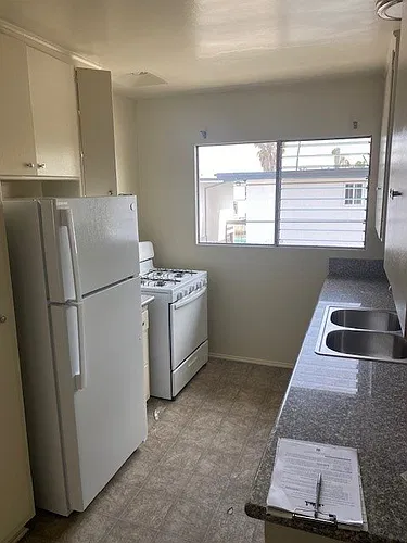 Floor plan 1 Bedroom. 1 Bathroom. 0 Half