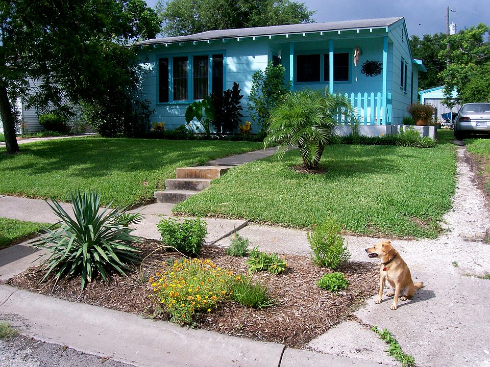 2nd image of 4213 Estate Dr