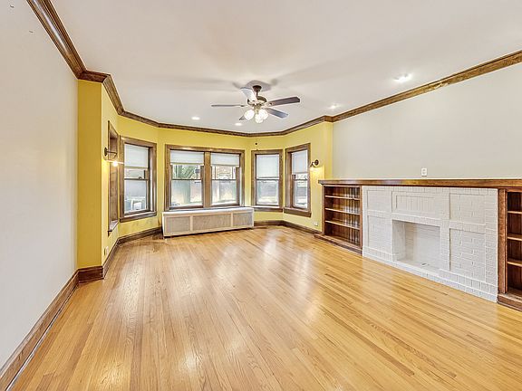 4th image of 5941 N Maplewood Ave