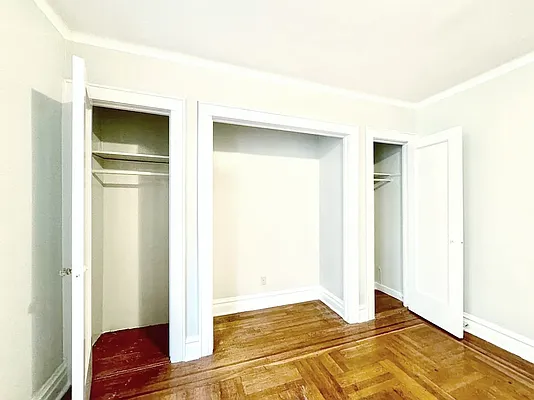 Rented by Pear NYC LLC | media 10