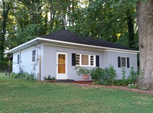 3554 Cherry Ln, Greensboro, NC 27405
