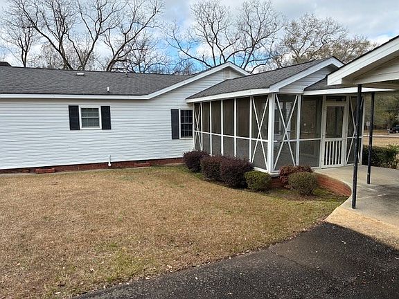 3rd image of 451 Underwood Rd