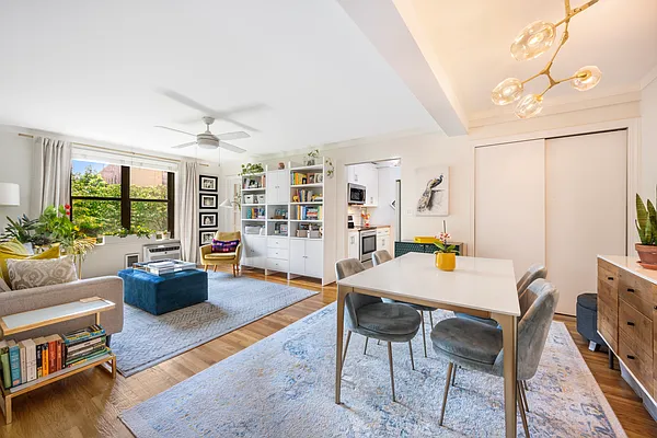 Sold by Compass | media 1