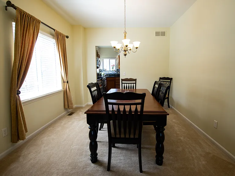 366 Sedgewood Ln — Photo 20
