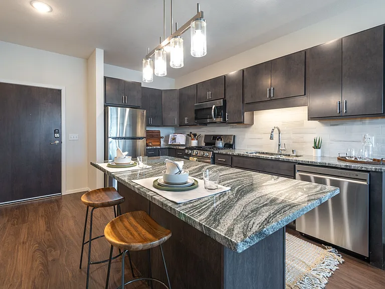 Northlake Lofts — Photo 8