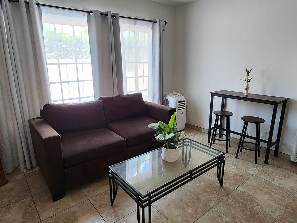 1st image of 2717 Orchard Ave #2