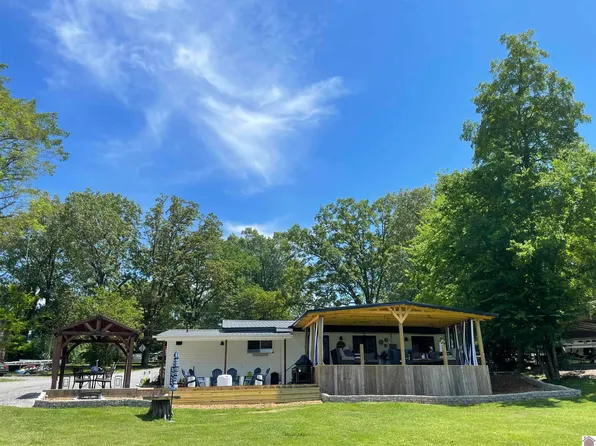 33 Duplex Ln, Gilbertsville, KY 42044