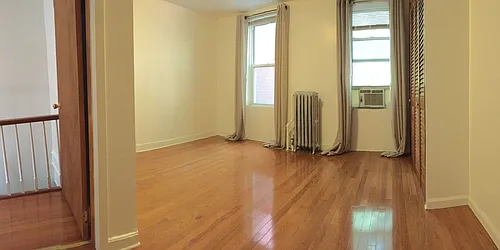 Rented by Warren T Real Estate Corp.