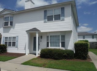 3835 Rr 8 Sterling Pointe Dr, Winterville, NC 28590