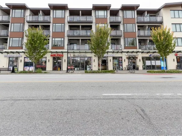 1633 Tatlow Ave #308, North Vancouver, BC V7P 2Z8